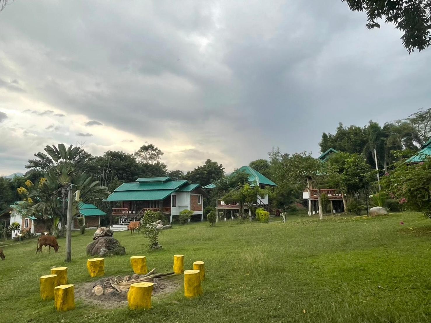Pai Love & Baan Chonphao Resort Eksteriør billede