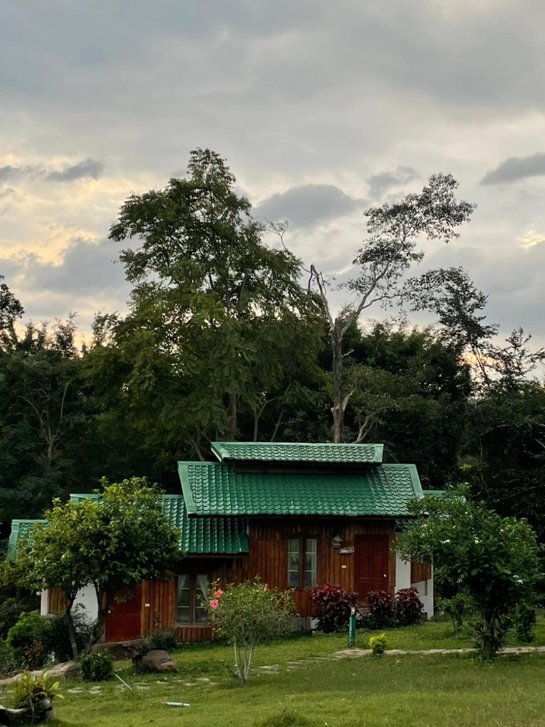 Pai Love & Baan Chonphao Resort Eksteriør billede